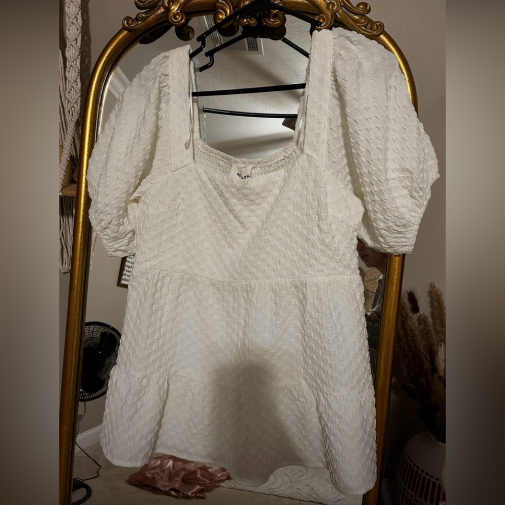 Chic White Textured Blouse for Women